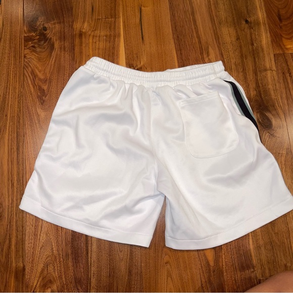 KITH WHITE SWEAT SHORTS - Picture 4 of 9